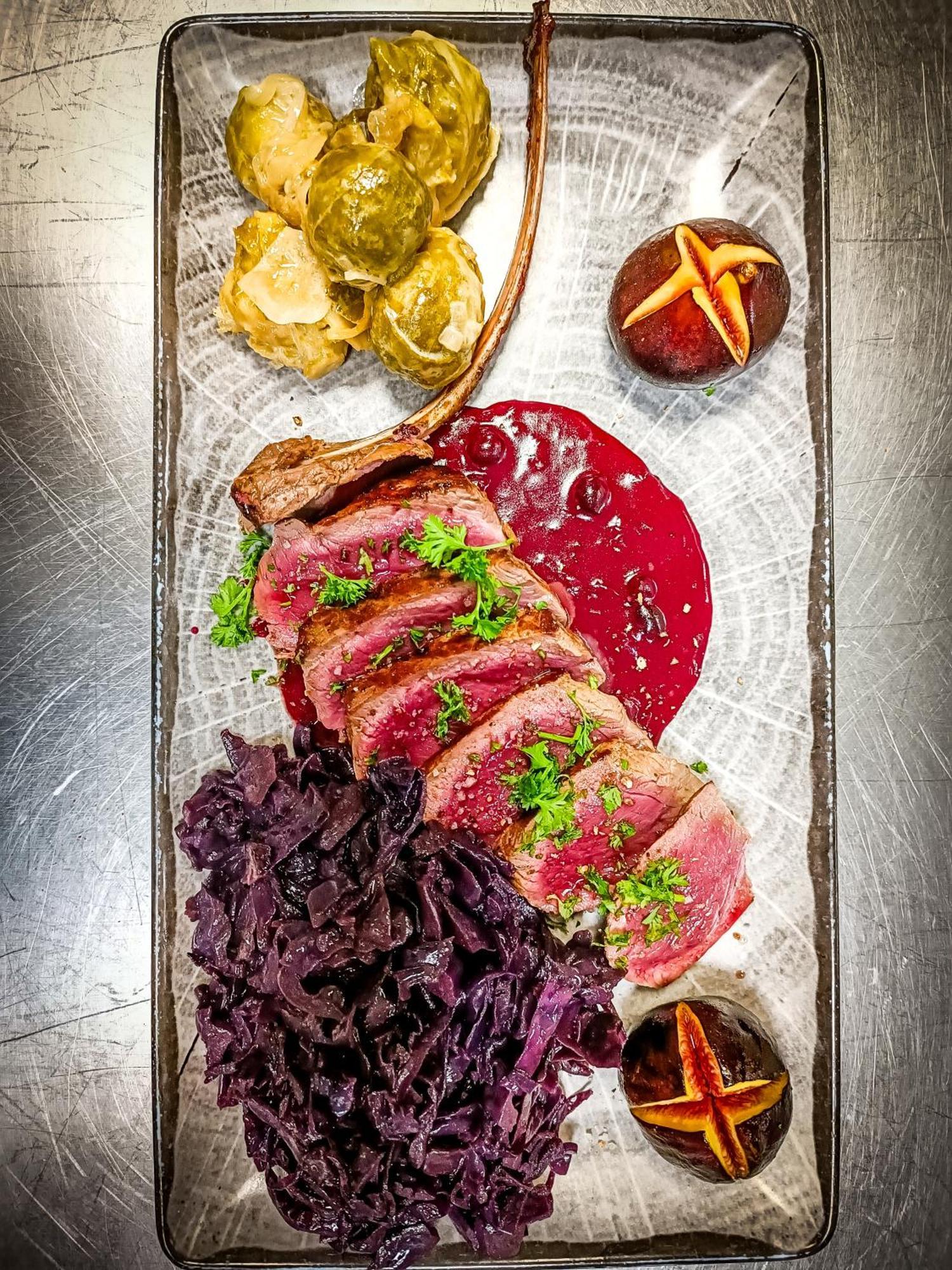 Auberge Du Chateau De Joux La Cluse-et-Mijoux Luaran gambar